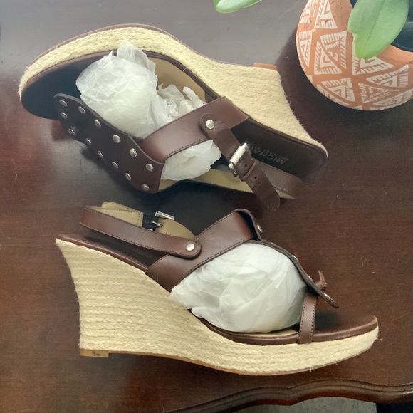 Michael Kors Wedge Heels - Picture 1 of 8